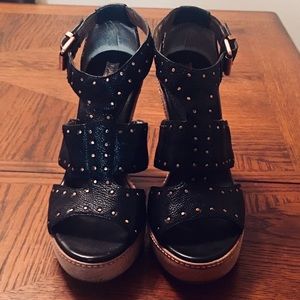 BR Wooden Platform sandal